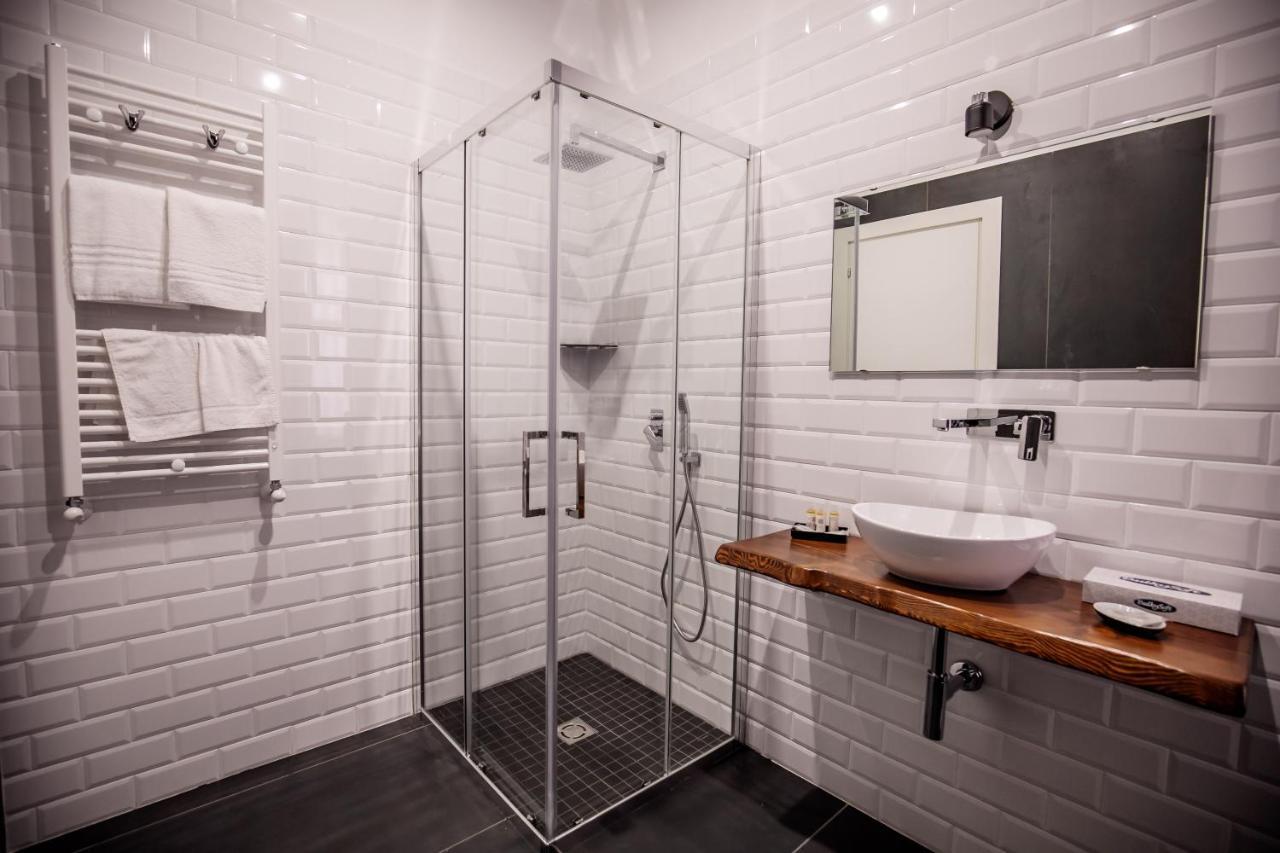 Medusa Cilea Guest House Наполи Екстериор снимка