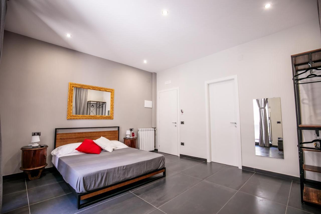 Medusa Cilea Guest House Наполи Екстериор снимка