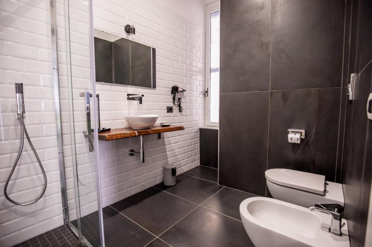 Medusa Cilea Guest House Наполи Екстериор снимка