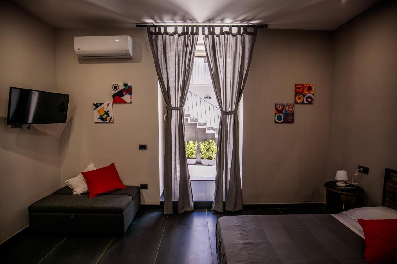 Medusa Cilea Guest House Наполи Екстериор снимка