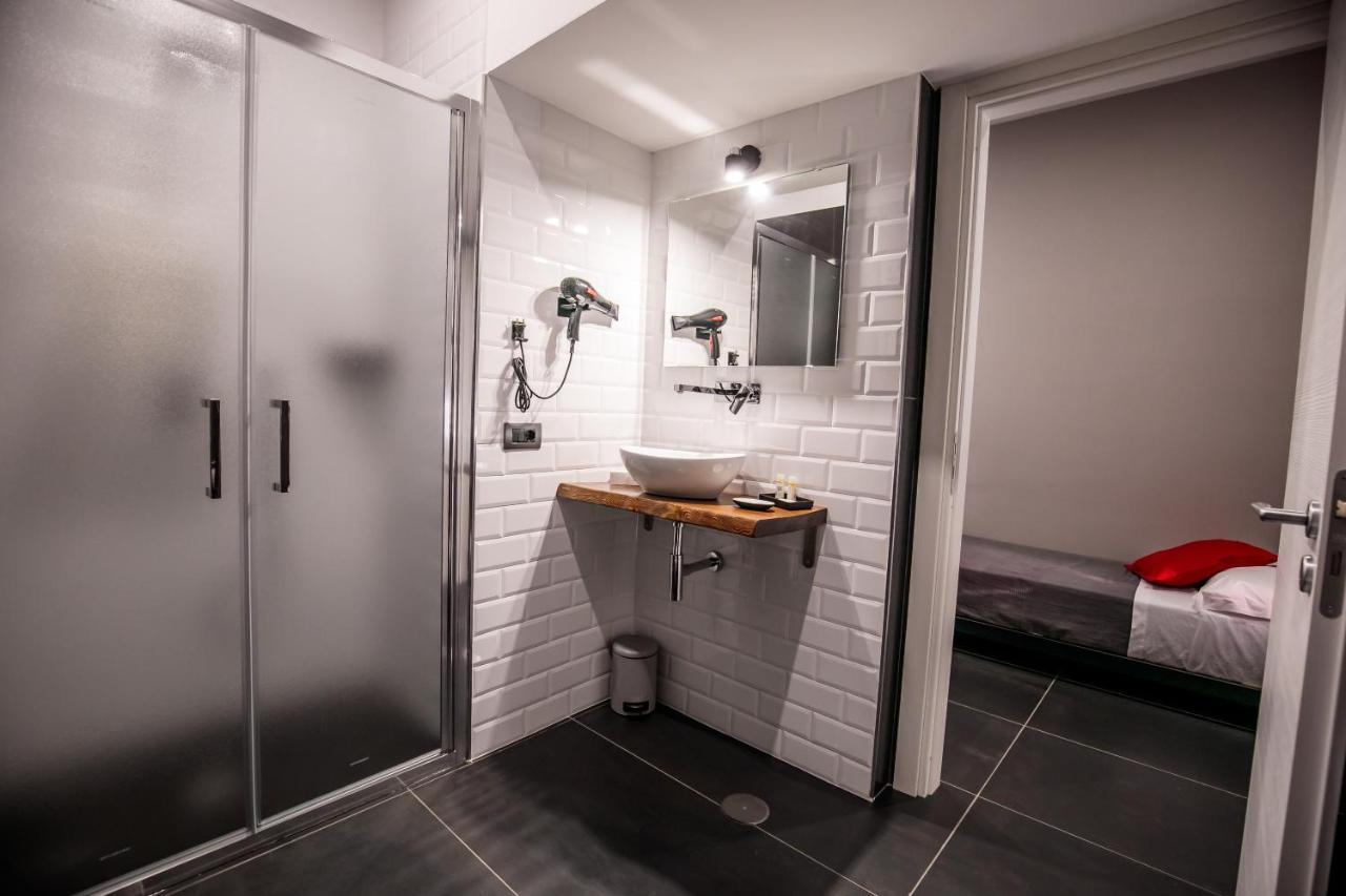 Medusa Cilea Guest House Наполи Екстериор снимка